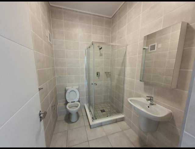 1 BEDROOM PROPERTY TO RENT IN GREENBAY ECO ESTATE